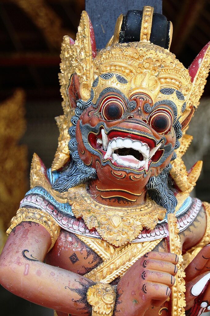 Budaya Bali, Patung